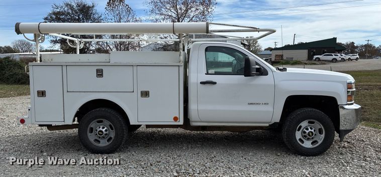 image for item EV3273 2016 Chevrolet Silverado 2500HD utility bed pickup truck