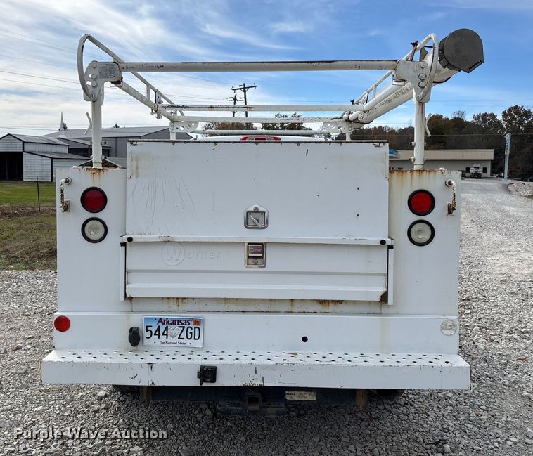 image for item EV3273 2016 Chevrolet Silverado 2500HD utility bed pickup truck