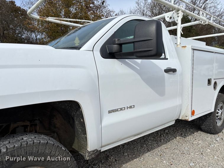 image for item EV3273 2016 Chevrolet Silverado 2500HD utility bed pickup truck