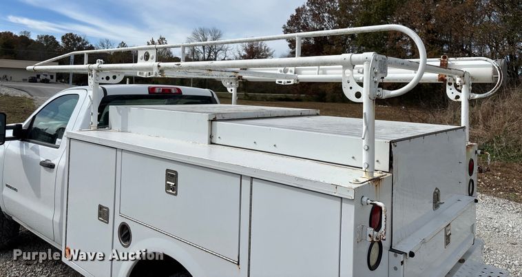 image for item EV3273 2016 Chevrolet Silverado 2500HD utility bed pickup truck