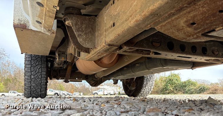 image for item EV3273 2016 Chevrolet Silverado 2500HD utility bed pickup truck