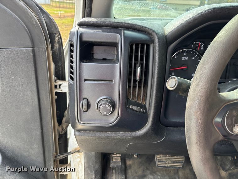 image for item EV3273 2016 Chevrolet Silverado 2500HD utility bed pickup truck