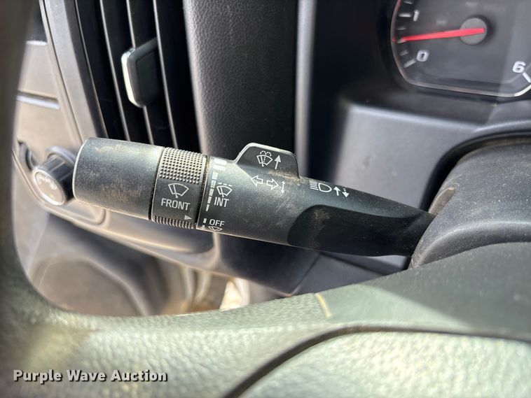 image for item EV3273 2016 Chevrolet Silverado 2500HD utility bed pickup truck