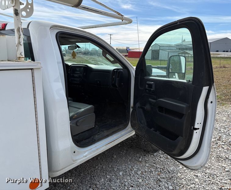 image for item EV3273 2016 Chevrolet Silverado 2500HD utility bed pickup truck