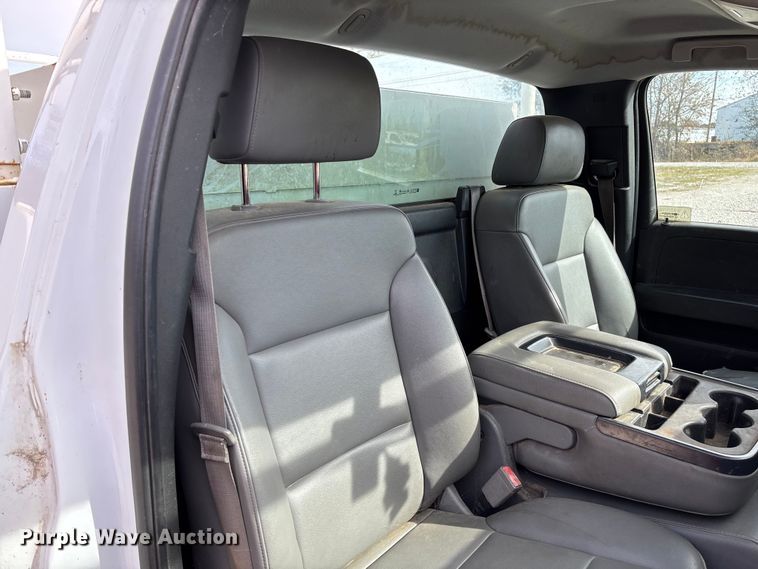 image for item EV3273 2016 Chevrolet Silverado 2500HD utility bed pickup truck