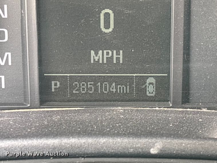 image for item EV3273 2016 Chevrolet Silverado 2500HD utility bed pickup truck