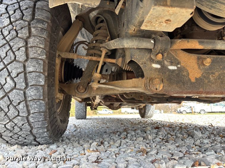 image for item EV3274 2015 RAM 1500 Quad Cab pickup truck