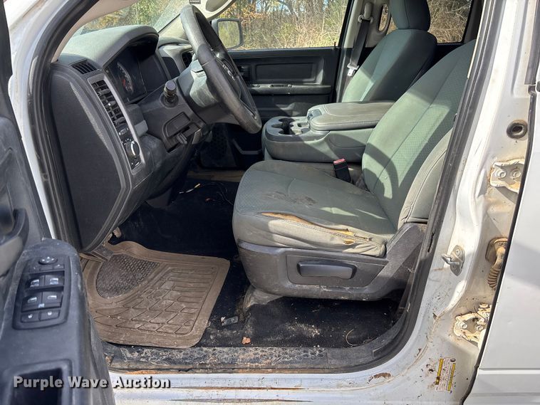 image for item EV3274 2015 RAM 1500 Quad Cab pickup truck