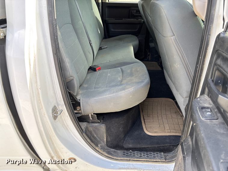 image for item EV3274 2015 RAM 1500 Quad Cab pickup truck