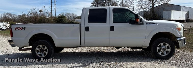 image for item EV3276 2014 Ford F250 Super Duty Crew Cab pickup truck