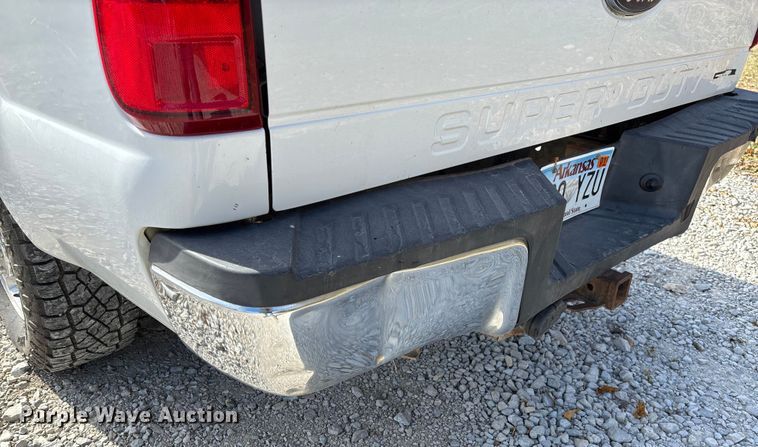 image for item EV3276 2014 Ford F250 Super Duty Crew Cab pickup truck