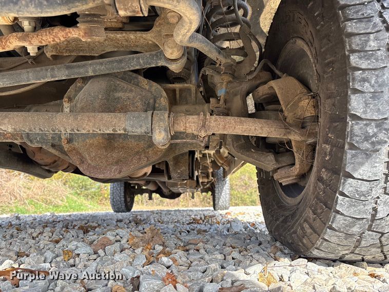 image for item EV3276 2014 Ford F250 Super Duty Crew Cab pickup truck