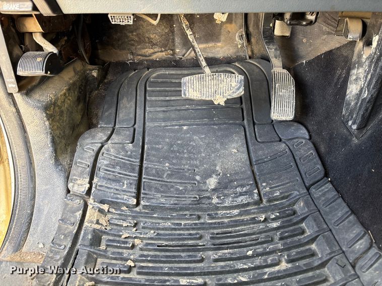 image for item EV3276 2014 Ford F250 Super Duty Crew Cab pickup truck