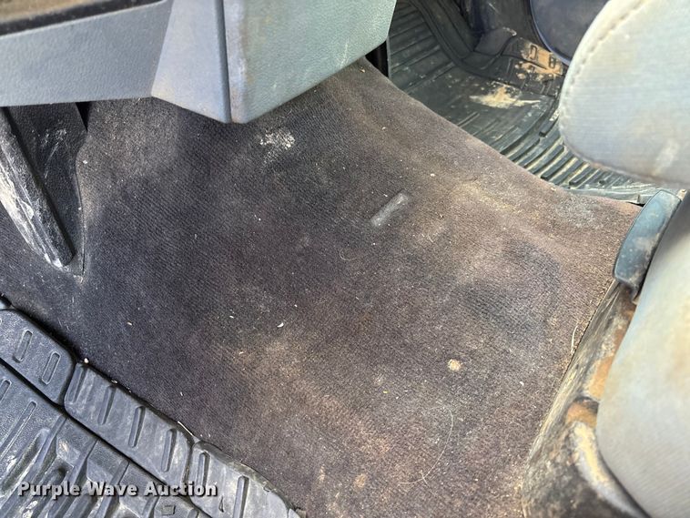 image for item EV3276 2014 Ford F250 Super Duty Crew Cab pickup truck