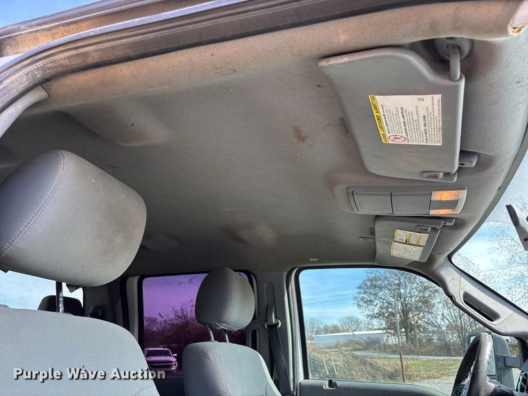 image for item EV3276 2014 Ford F250 Super Duty Crew Cab pickup truck