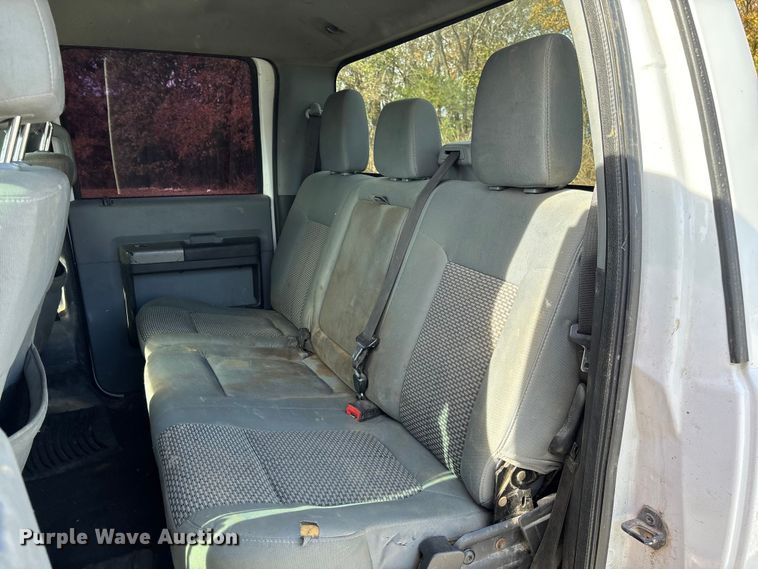 image for item EV3276 2014 Ford F250 Super Duty Crew Cab pickup truck