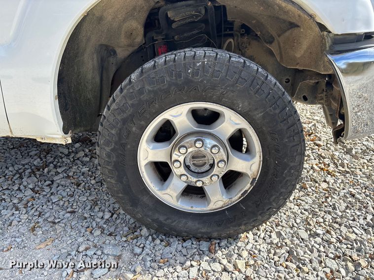 image for item EV3276 2014 Ford F250 Super Duty Crew Cab pickup truck