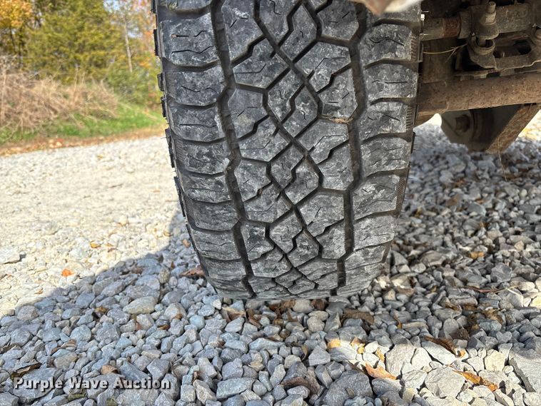 image for item EV3276 2014 Ford F250 Super Duty Crew Cab pickup truck