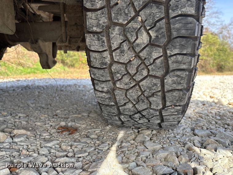 image for item EV3276 2014 Ford F250 Super Duty Crew Cab pickup truck