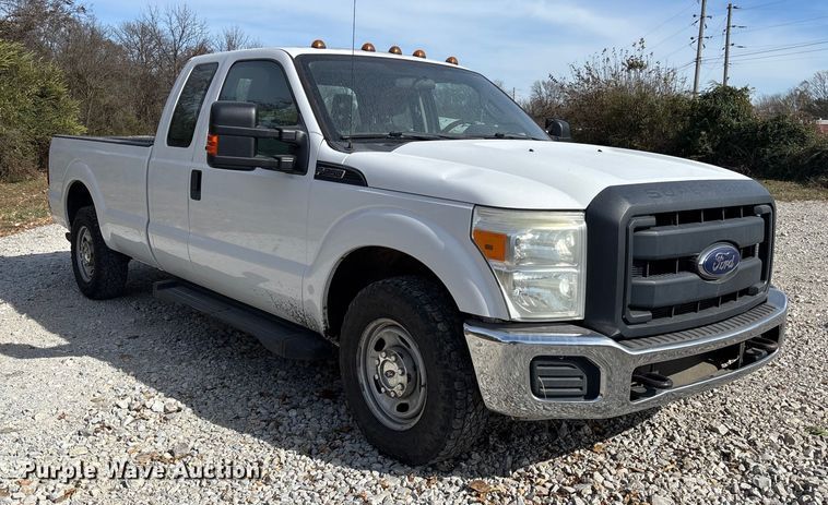 image for item EV3277 2014 Ford F250 Super Duty SuperCab pickup truck