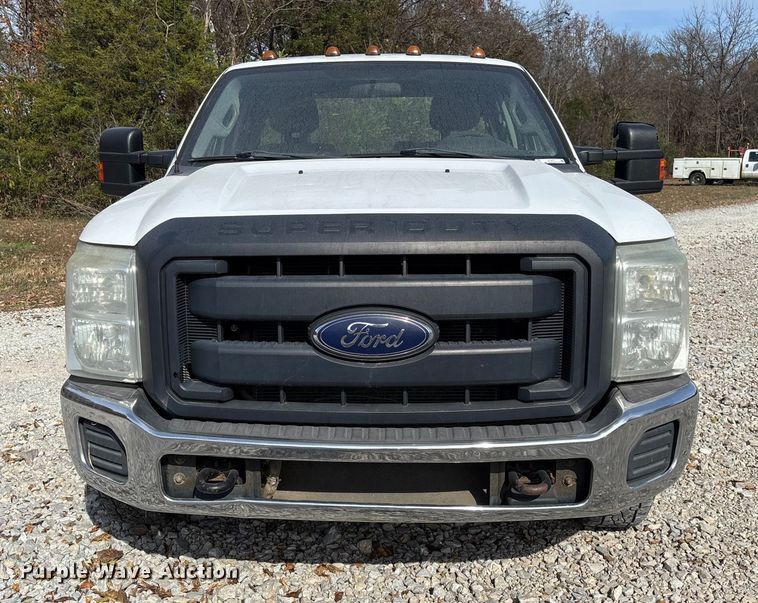 image for item EV3277 2014 Ford F250 Super Duty SuperCab pickup truck