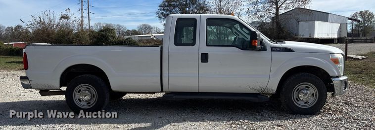 image for item EV3277 2014 Ford F250 Super Duty SuperCab pickup truck