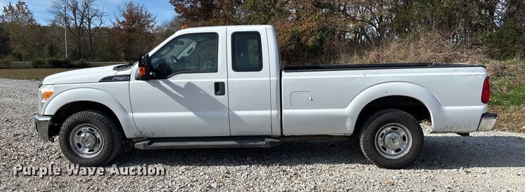 image for item EV3277 2014 Ford F250 Super Duty SuperCab pickup truck