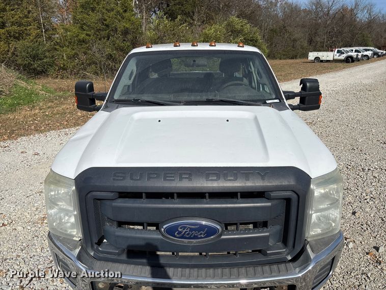 image for item EV3277 2014 Ford F250 Super Duty SuperCab pickup truck