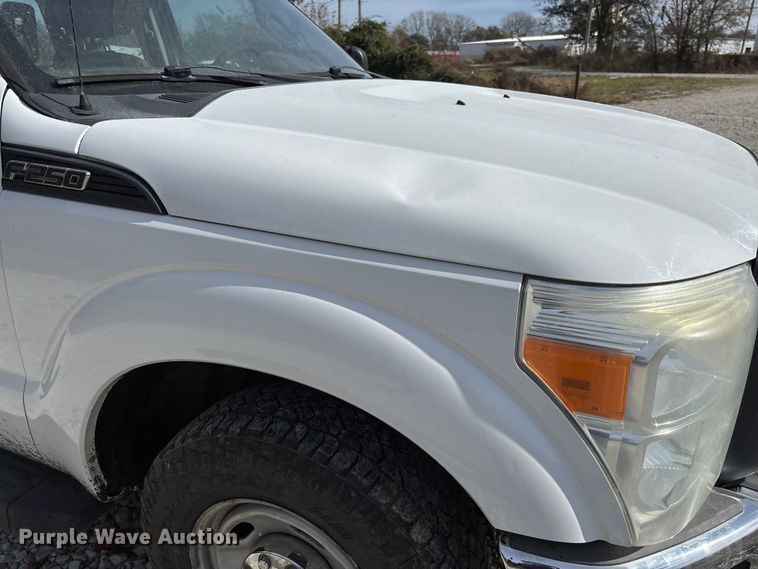 image for item EV3277 2014 Ford F250 Super Duty SuperCab pickup truck