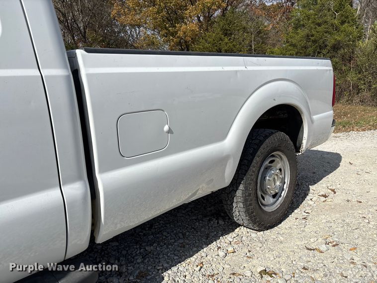 image for item EV3277 2014 Ford F250 Super Duty SuperCab pickup truck