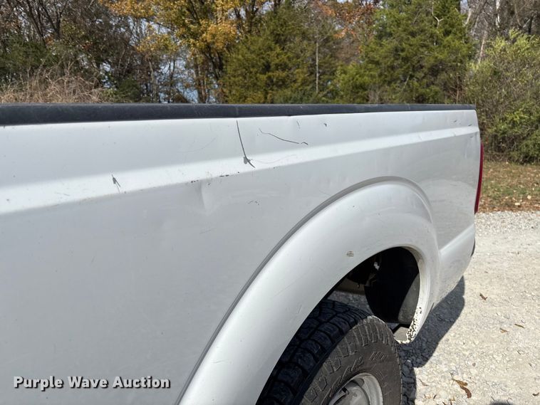 image for item EV3277 2014 Ford F250 Super Duty SuperCab pickup truck