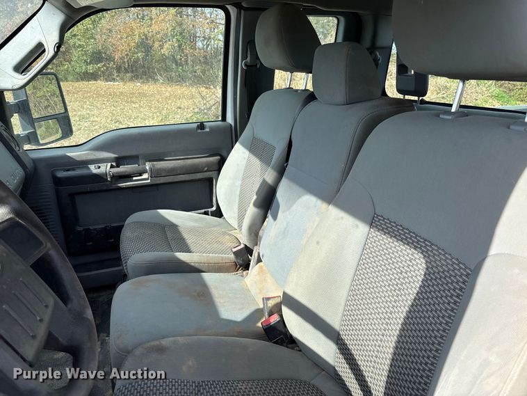 image for item EV3277 2014 Ford F250 Super Duty SuperCab pickup truck