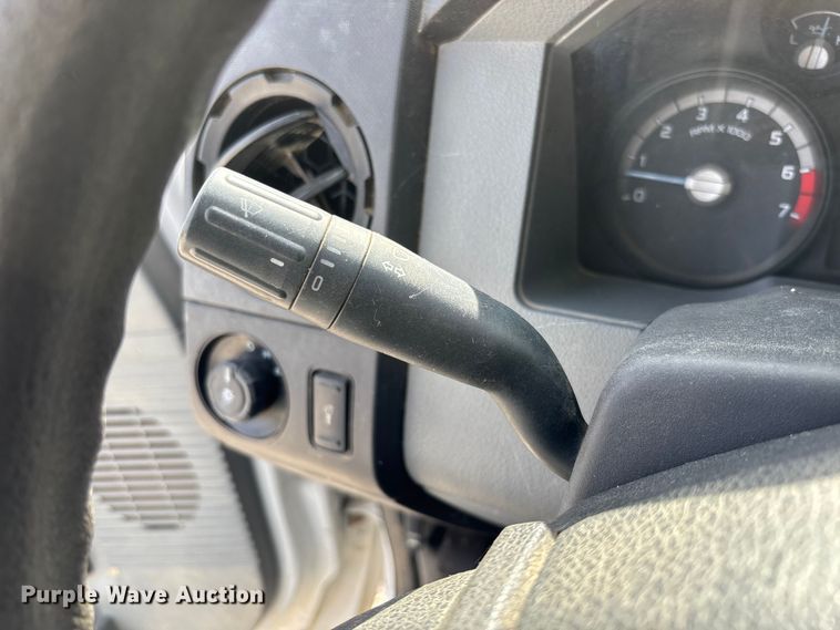 image for item EV3277 2014 Ford F250 Super Duty SuperCab pickup truck