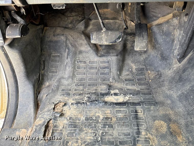 image for item EV3277 2014 Ford F250 Super Duty SuperCab pickup truck