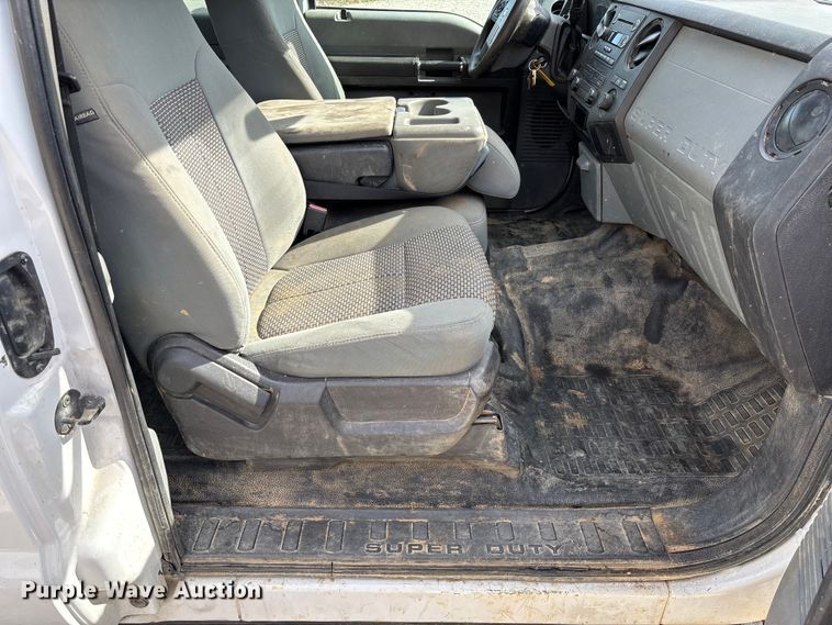 image for item EV3277 2014 Ford F250 Super Duty SuperCab pickup truck