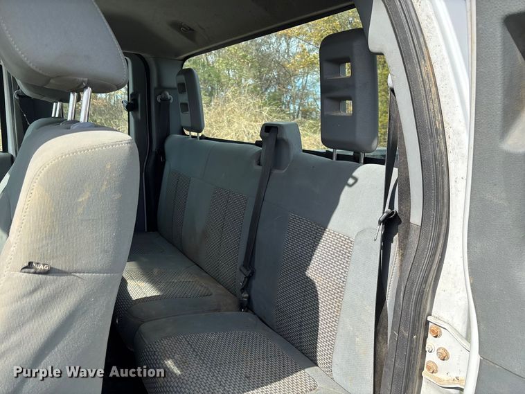 image for item EV3277 2014 Ford F250 Super Duty SuperCab pickup truck