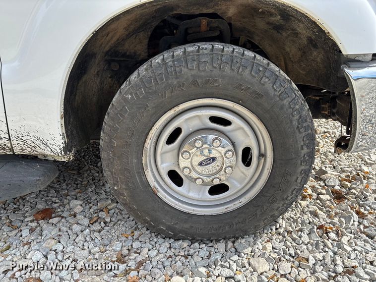 image for item EV3277 2014 Ford F250 Super Duty SuperCab pickup truck