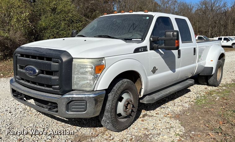 image for item EV3278 2015 Ford F350 Super Duty Crew Cab pickup truck