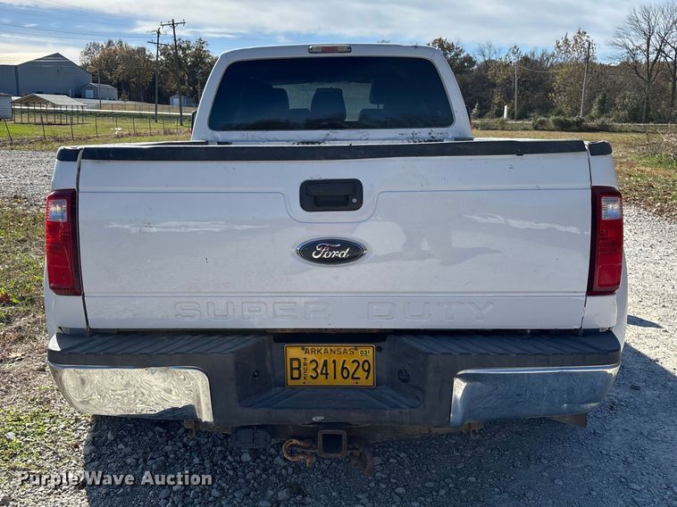 image for item EV3278 2015 Ford F350 Super Duty Crew Cab pickup truck