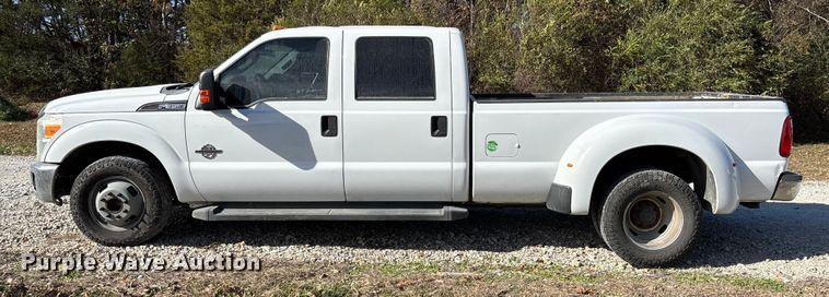 image for item EV3278 2015 Ford F350 Super Duty Crew Cab pickup truck