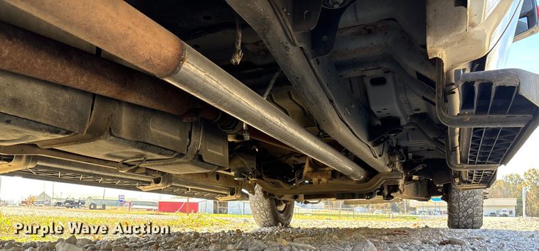 image for item EV3278 2015 Ford F350 Super Duty Crew Cab pickup truck