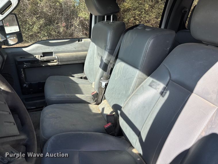 image for item EV3278 2015 Ford F350 Super Duty Crew Cab pickup truck