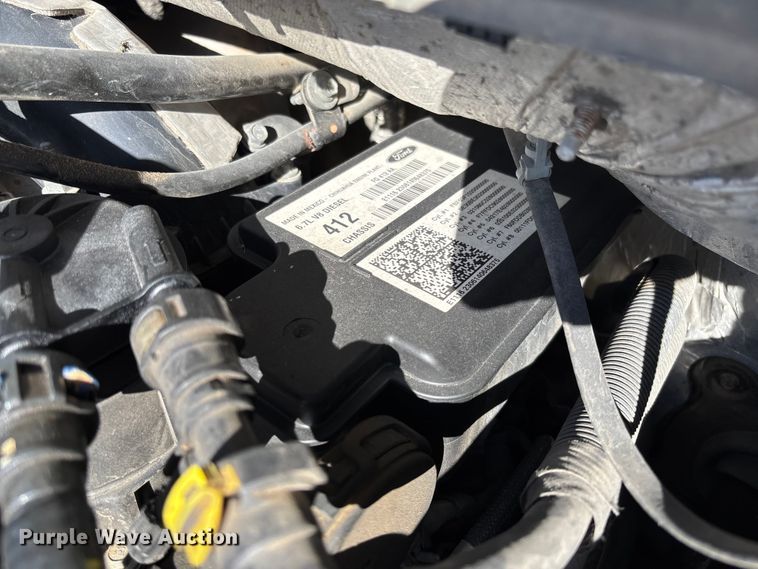 image for item EV3278 2015 Ford F350 Super Duty Crew Cab pickup truck