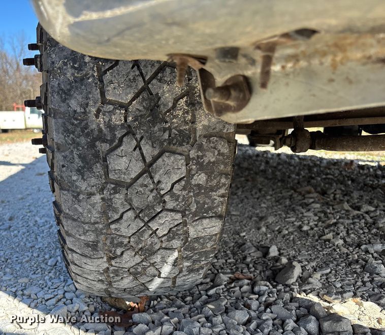 image for item EV3278 2015 Ford F350 Super Duty Crew Cab pickup truck