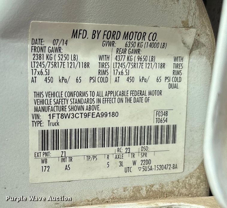 image for item EV3278 2015 Ford F350 Super Duty Crew Cab pickup truck