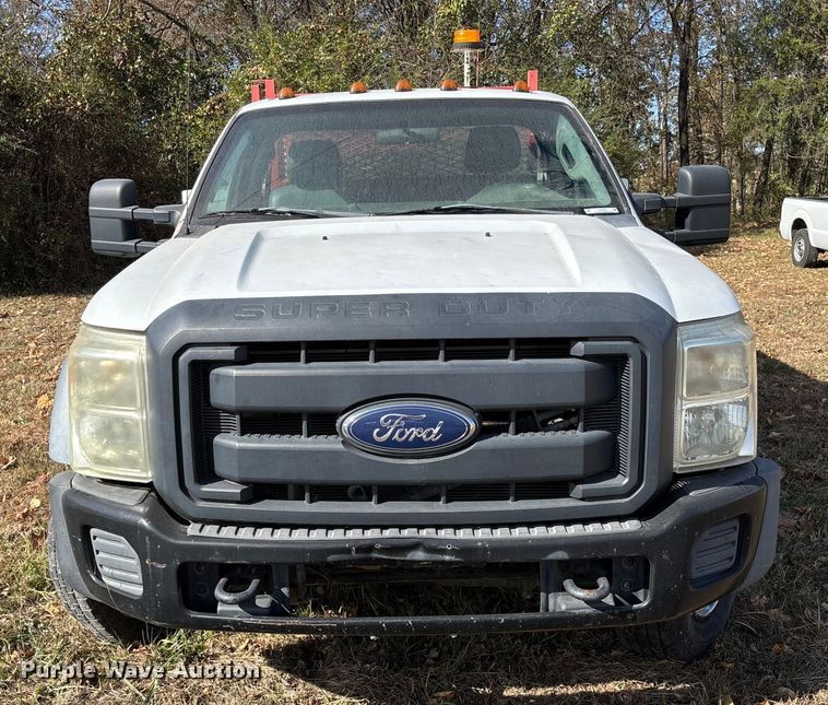 image for item EV3279 2011 Ford F550 utility / service truck