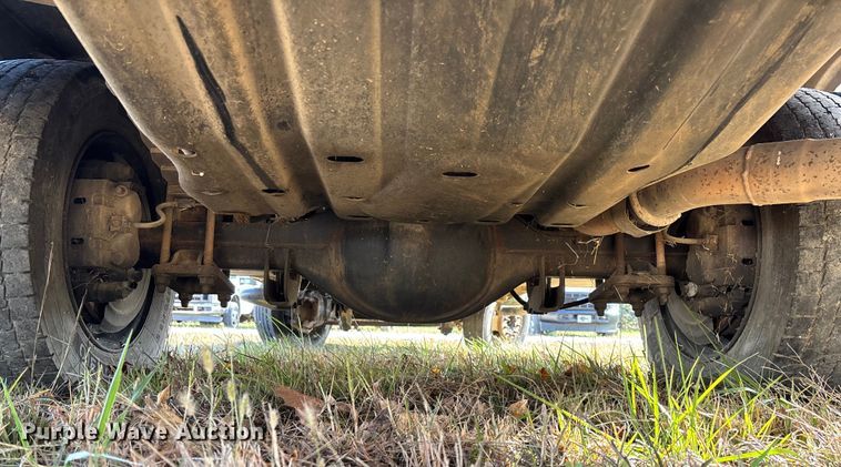 image for item EV3279 2011 Ford F550 utility / service truck