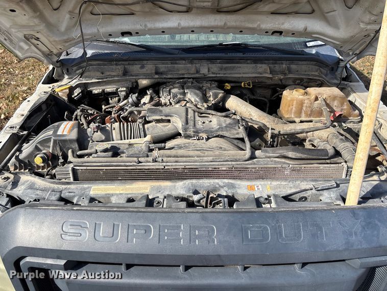 image for item EV3279 2011 Ford F550 utility / service truck