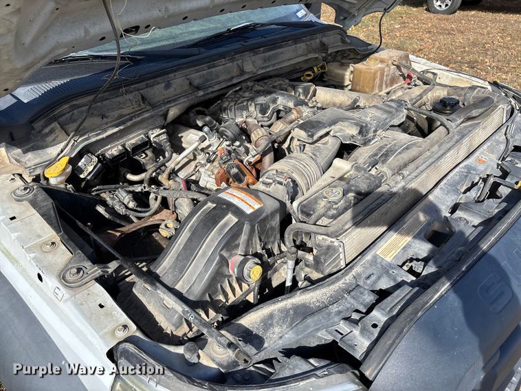 image for item EV3279 2011 Ford F550 utility / service truck