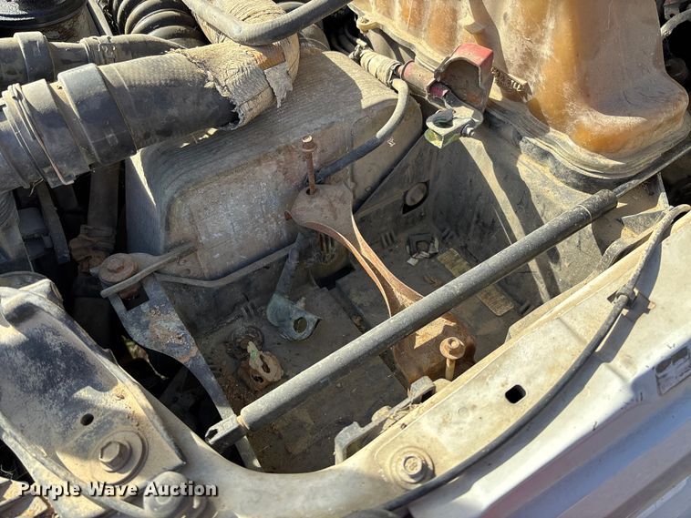 image for item EV3279 2011 Ford F550 utility / service truck